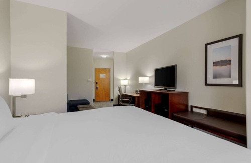 Stockbridge Hotel | Comfort Suites Stockbridge Atlanta South