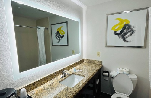 Terre Haute Hotel | Comfort Suites Terre Haute University Area