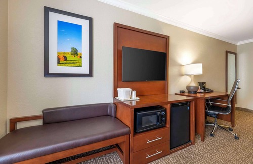 Elizabethtown Hotel | Comfort Suites