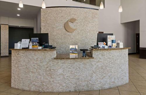 Granbury Hotel | Comfort Suites