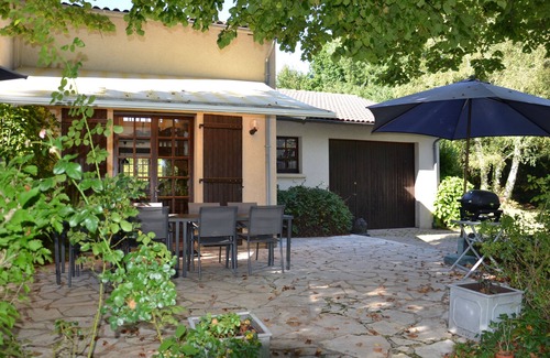 Sousceyrac Villa | Comfortabele villa met groot verwarmd12x6m zwembad en tuin van 5000 m².
