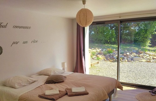 Montsegur-sur-Lauzon House | Comfortable accommodation in Drôme Provençale
