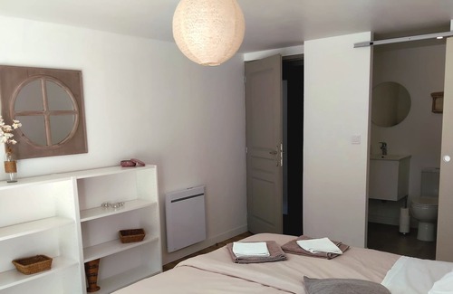 Montsegur-sur-Lauzon House | Comfortable accommodation in Drôme Provençale