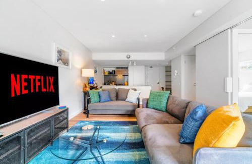 Crows Nest Apartment | Comfortable 1 bedroom apartment in Crows Nest