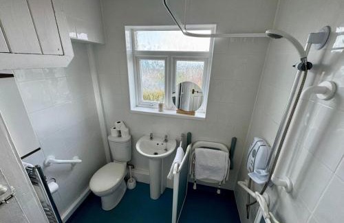 Mynyddbach House | Comfortable 2-Bed Home near Swansea Bay
