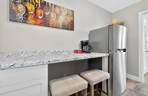 Grandview Heights Apartment | Comfortable 2-Bedroom in the Heart of Grandview!