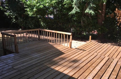 Brighton House | Comfortable 2 BR unit blocks from light Rail Train