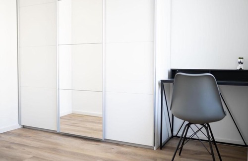 Oberdobling Apartment | Comfortable 2BR Apt with Parking, Wi-Fi near City Center, Wein, Austria