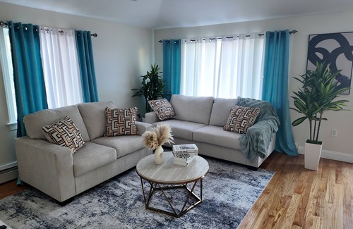 Rochdale Apartment | Comfortable 3BDR 2BR home away from home. Close to JFK AIRPORT