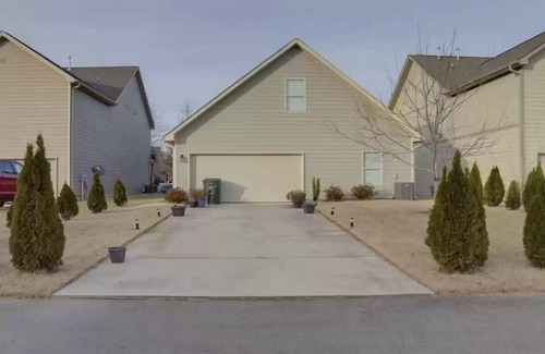 Normal House | Comfortable 4 bedroom close to everything in a quite neighborhood.