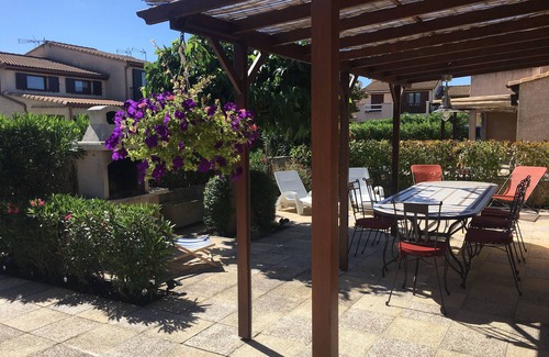 Portiragnes-Plage House | Comfortable air-conditioned house in complex with swimming pools and activities