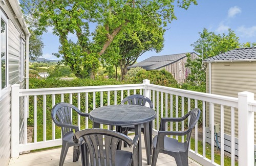 Hewas Water House | Comfortable and spacious caravan with one double and one twin.