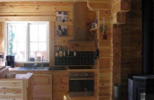 Gallo House | Comfortable and modern living at the lake