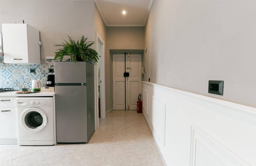 Civitavecchia Apartment | COMFORTABLE APARTMENT, 300 M FROM THE PORT OF CIVITAVECCHIA, 2 KM THE BEACH