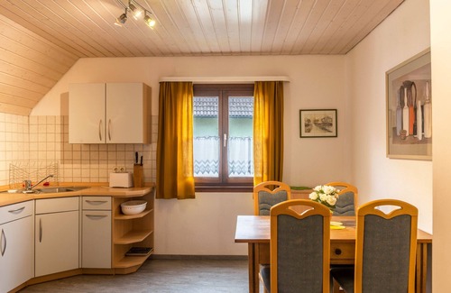 Ueberlingen Apartment | Comfortable Apartment “Haus 18” close to Lake Constance with Wi-Fi