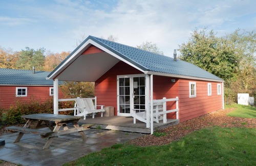 Otterlo Ski Chalet | Comfortable chalet near Park De Veluwe