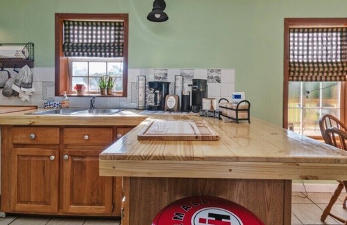 Robbinsville House | Comfortable, Charming and Spacious Home