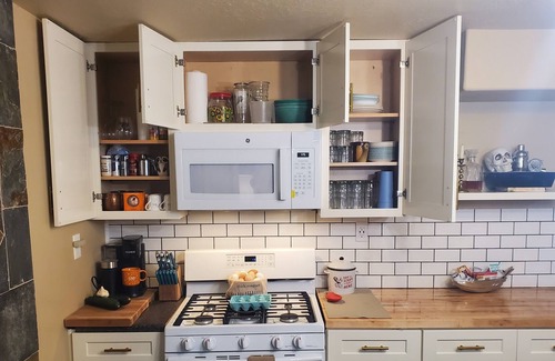 Tooele House | Comfortable, clean basement apartment