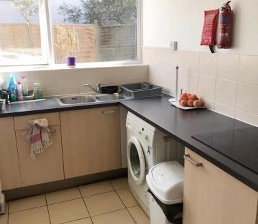 Branksome House | Comfortable, cosy room near town
