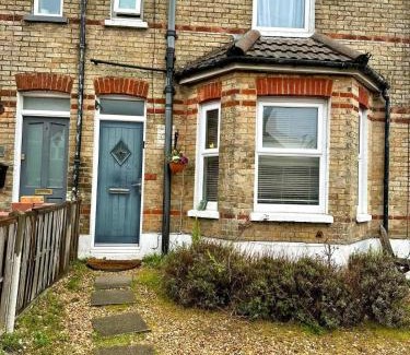 Branksome House | Comfortable, cosy room near town