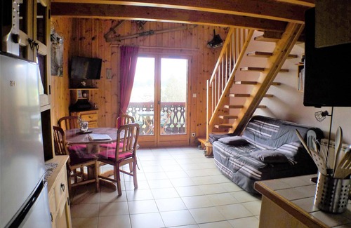 Morillon Apartment | Comfortable duplex, near leisure base & lifts, pets accepted, parking