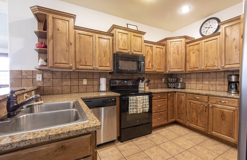 Driggs Condo | Comfortable Family Condo near downtown Driggs + Grand Targhee