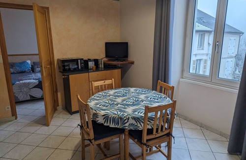 Bourbonne-les-Bains Cottage | Comfortable 3-Star Apartment with South-Facing Terrace, Near Spa and Casino