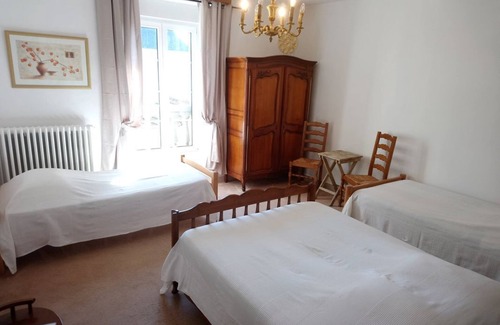 Fresney-le-Vieux Bed & Breakfast | Comfortable gite for 8 people