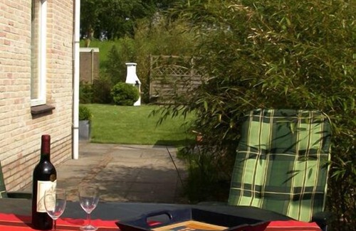 Breskens House | Comfortable holiday house 6 people directly behind the dike Pet allowed WiFi