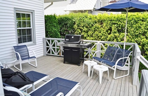 Belmar House | Comfortable Home 3 blocks from the beach at the Jersey Shore (Belmar, North end)