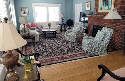 Belmar House | Comfortable Home 3 blocks from the beach at the Jersey Shore (Belmar, North end)