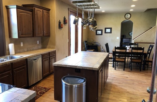 Garden City House | Comfortable home, firepit, deck space - near the Lake and Shakes
