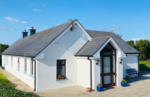County Waterford House | Comfortable Home in Quiet Coastal Community