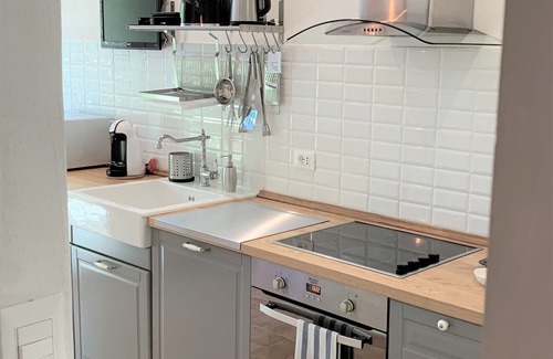 Siena Apartment | Comfortable Mini Apt with Garden -2km from Centre - Out of ZTL - Free Parking