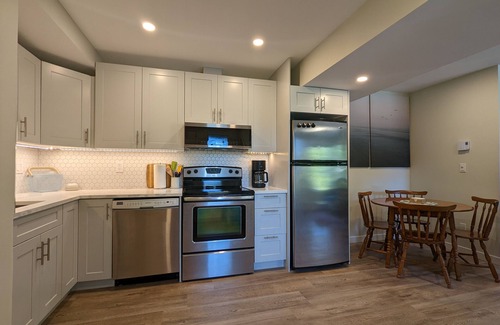 Cowichan Bay House | Comfortable one bedroom by the ocean