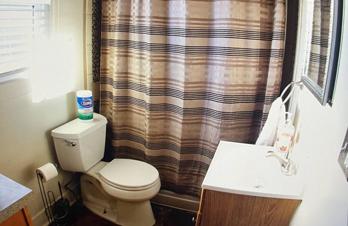 Oneida Apartment | Comfortable place to work, Priced per-person rate