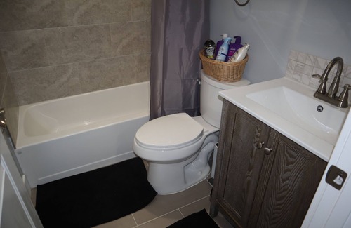 Los Angeles House | Comfortable Private Master Room/Private Bathroom