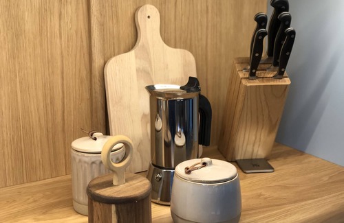 Bad Wilhelmshoehe Apartment | Comfortable, quiet, central: boutique apartment near a mountain park and ICE train station