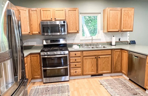 Harbor Springs House | COMFORTABLE & SPACIOUS Home in Harbor Springs - Minutes from the Ski Hills!