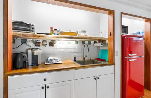 Birch Bay Apartment | Comfortable Studio #1 Across The Street From The Beach