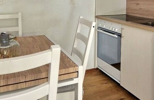 Grimentz Apartment | Comfortable studio for 2 people, living room with 1 double bed, kitchen area with dishwasher, bath-W