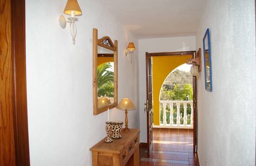 El Roque House | Comfortable traditional Canary house with sea views and private Swimming Pool