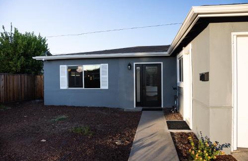 Willow Glen South - Lincoln Glen Apartment | Comfortable Willow Glen Home w Central AC&Heater