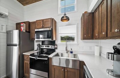Fredericksburg Cottage | Comfortably Cozy - 223