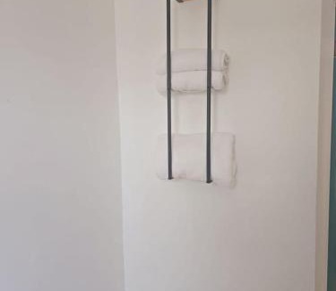 Roselawn Finance Apartment | Comfy 1BR Apt. in Pleasant Ridge