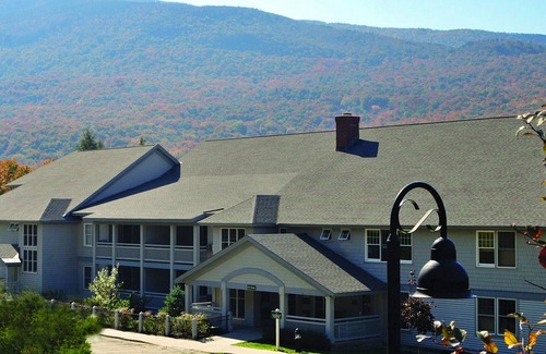 Jeffersonville Condo | Comfy 2BR Condo near Skiing and Hiking Trails