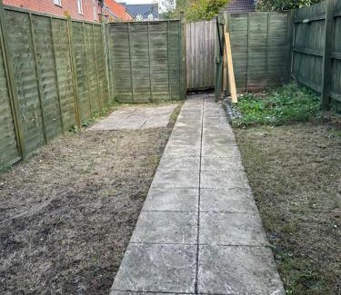 Swindon House | Comfy 3 bed house North Swindon