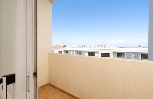 Portimao Apartment | Comfy 4BDR Apartment in Portimão by LovelyStay