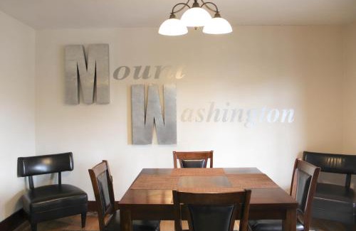 Mount Washington Apartment | Comfy and Spacious 3 BR - Easy City Access
