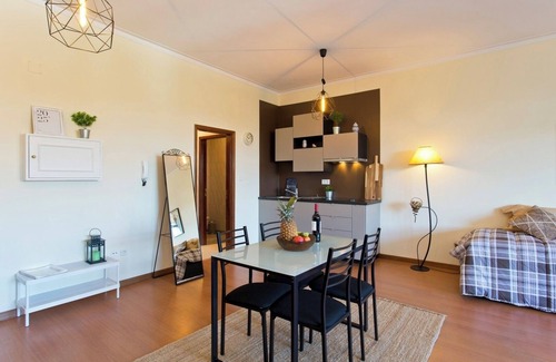 Uniao de Freguesias do Centro Apartment | Comfy Bright Flat w/Balcony by HostWise